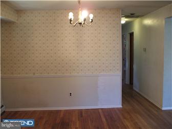 35 Saranac Road Hamilton, NJ 08619 - Photo 3 of 8 Dining Room