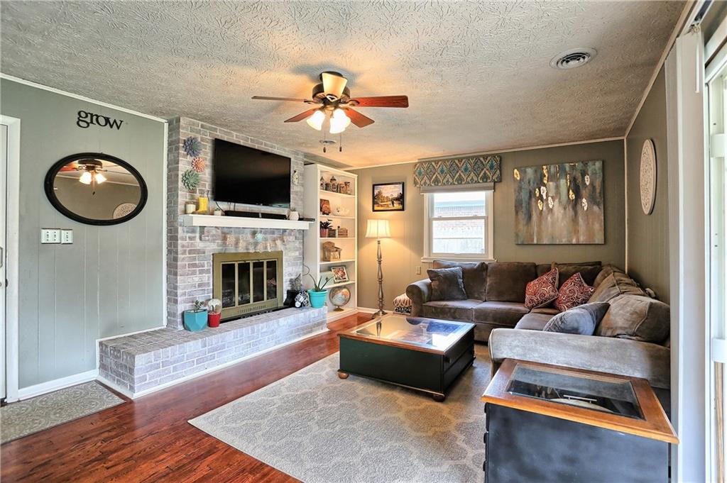 4355 Clifford Road Brownsburg, IN 46112 - Photo 12 of 29 Gallery Image 12