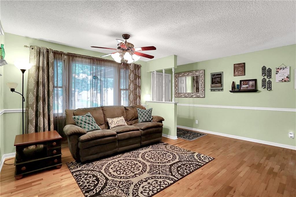 4355 Clifford Road Brownsburg, IN 46112 - Photo 4 of 29 Gallery Image 4