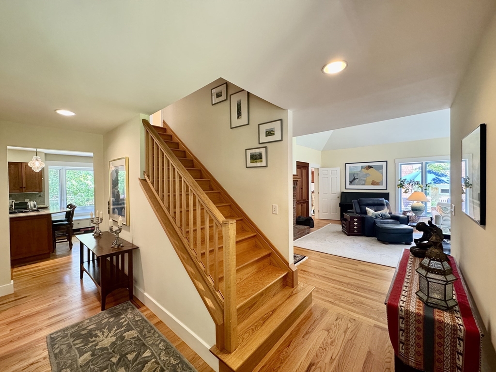 64 Christiantown Road Vineyard Haven, MA 02568 - Photo 4 of 42