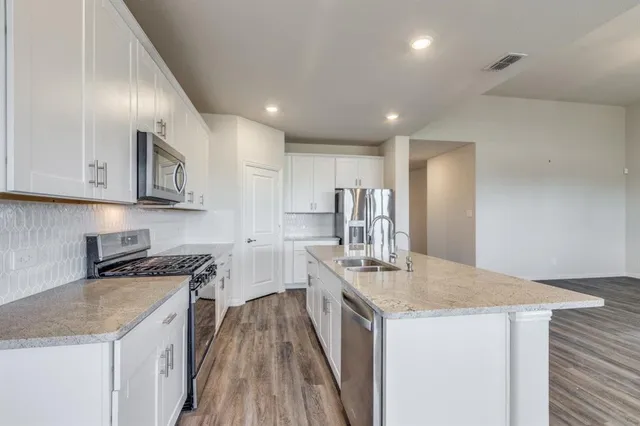 $2,999 | 4005 Turpin Drive, McKinney, TX 75071