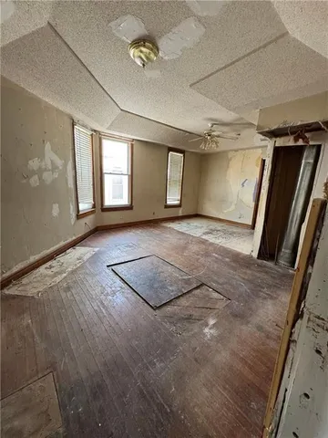 $249,900 | 563 East Park Street, Olathe, KS 66061