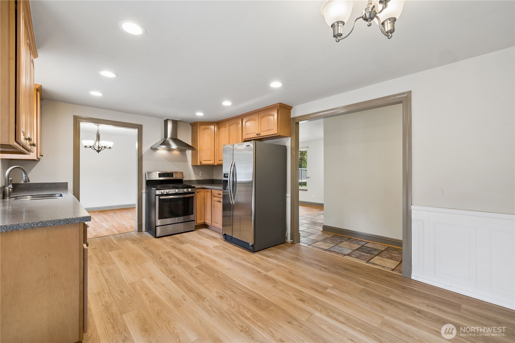 8912 229th Place Southwest Edmonds, WA 98026 - Photo 13 of 36