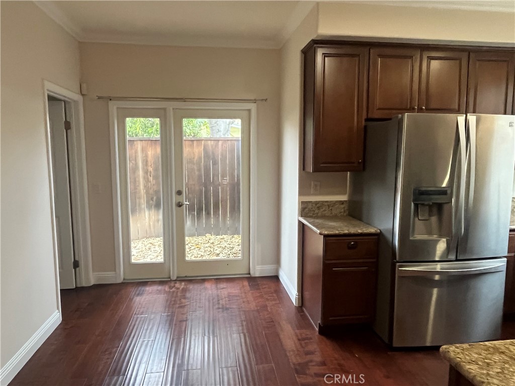 2428 Oneida Street Pasadena, CA 91107 - Photo 7 of 22