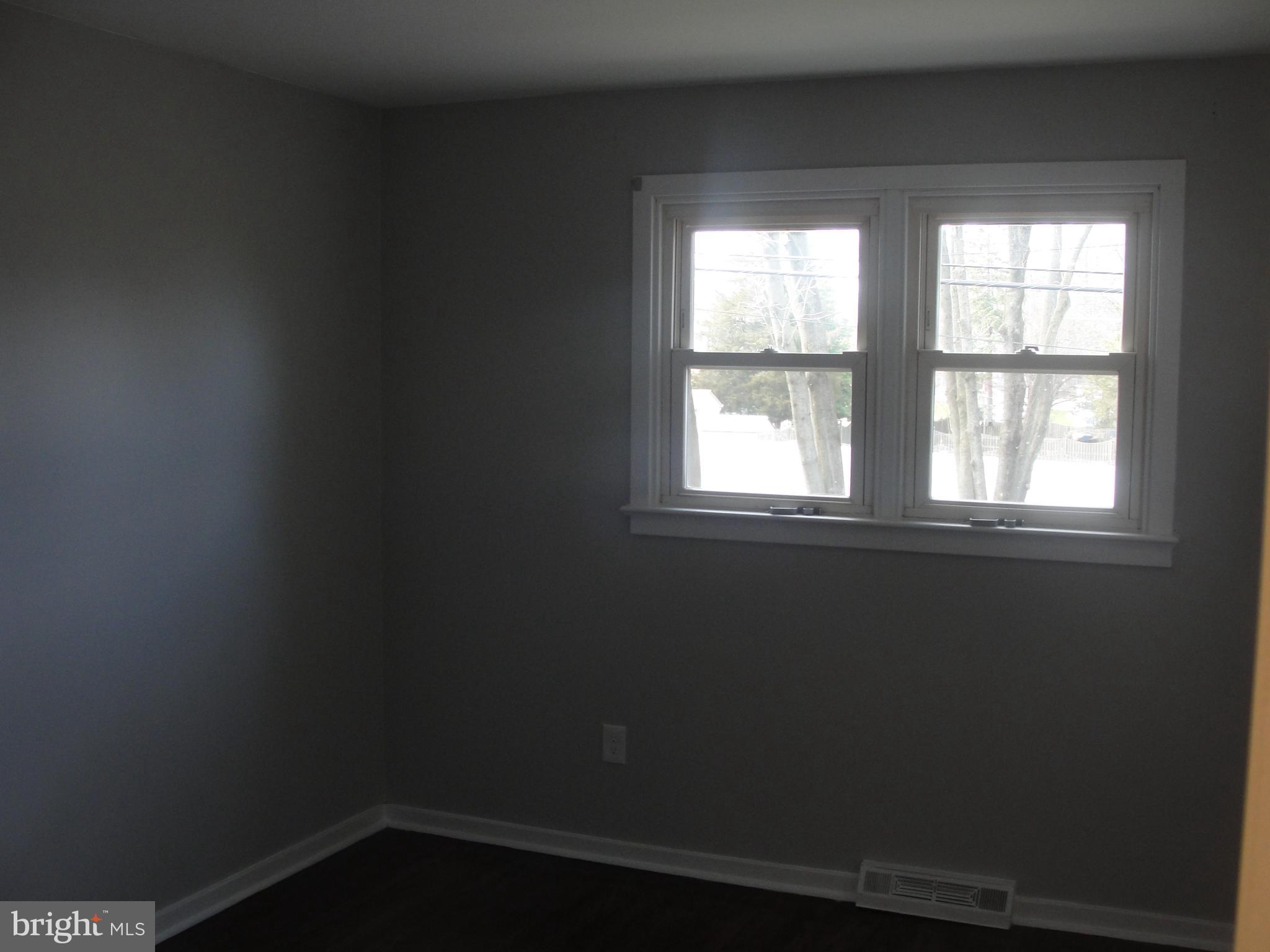 425 Madison Road Willow Grove, PA 19090 - Photo 15 of 33 Gallery Image 15