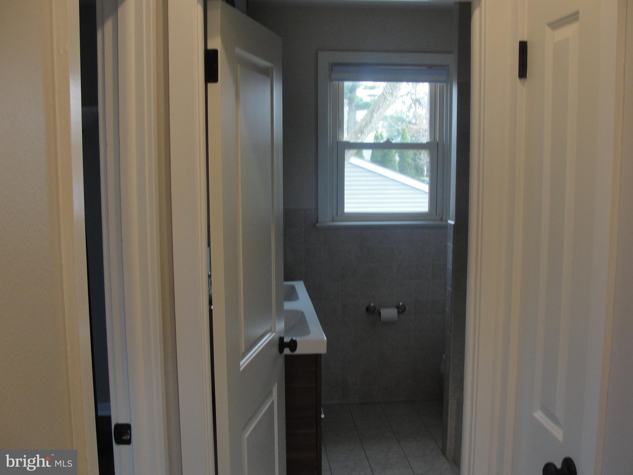 425 Madison Road Willow Grove, PA 19090 - Photo 16 of 33 Gallery Image 16