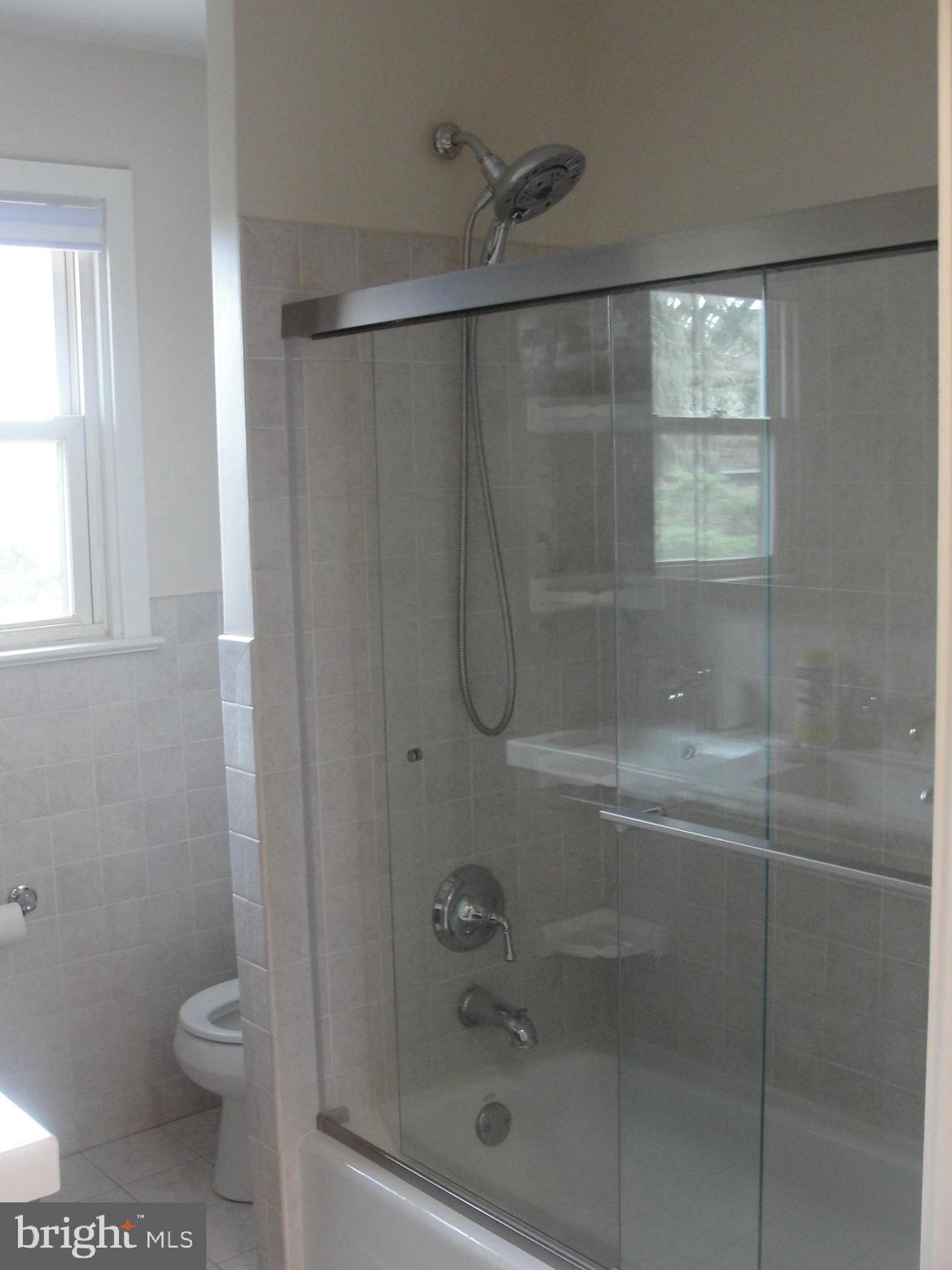 425 Madison Road Willow Grove, PA 19090 - Photo 17 of 33 Gallery Image 17