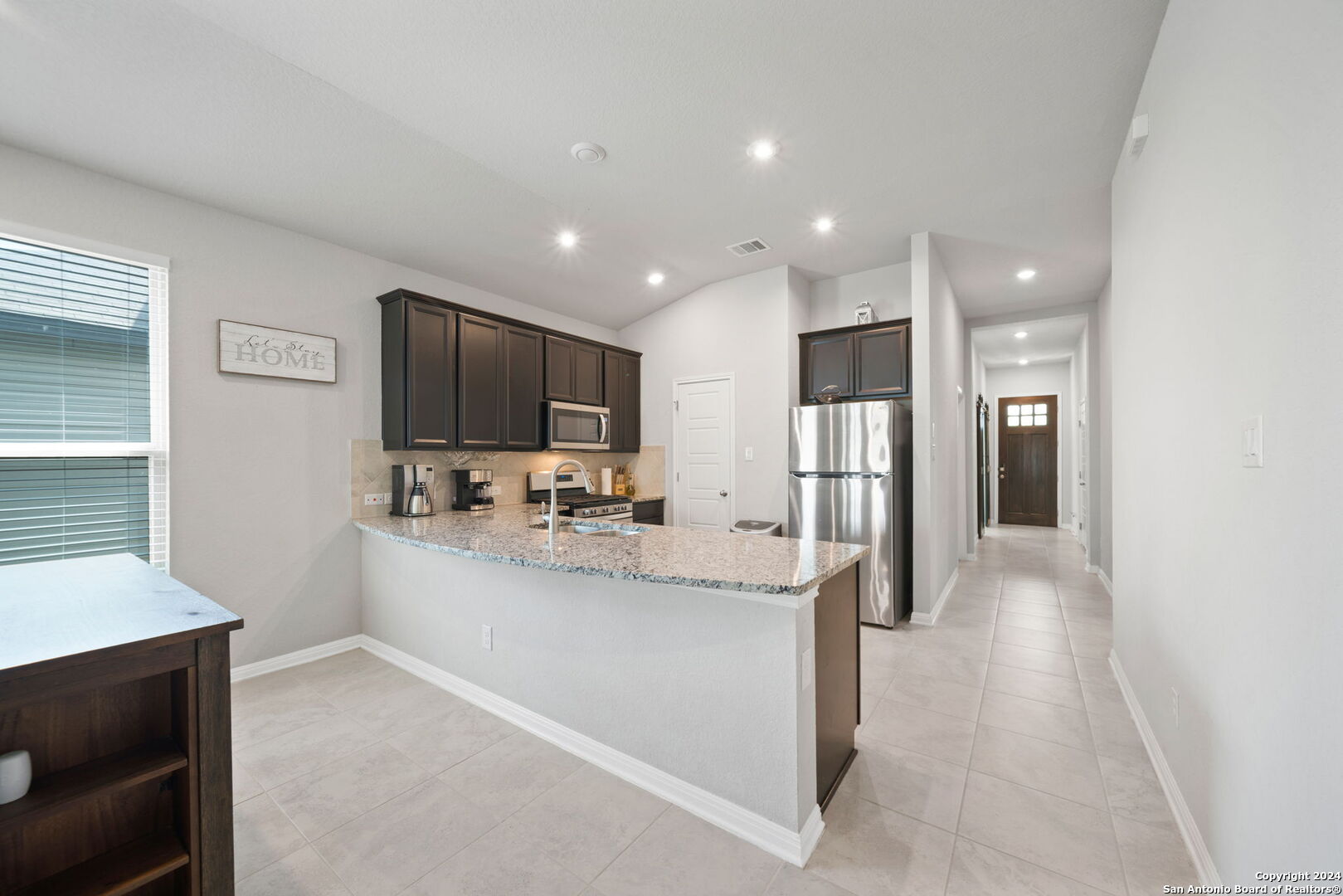 4914 Drovers Path St. Hedwig, TX 78152 - Photo 10 of 25