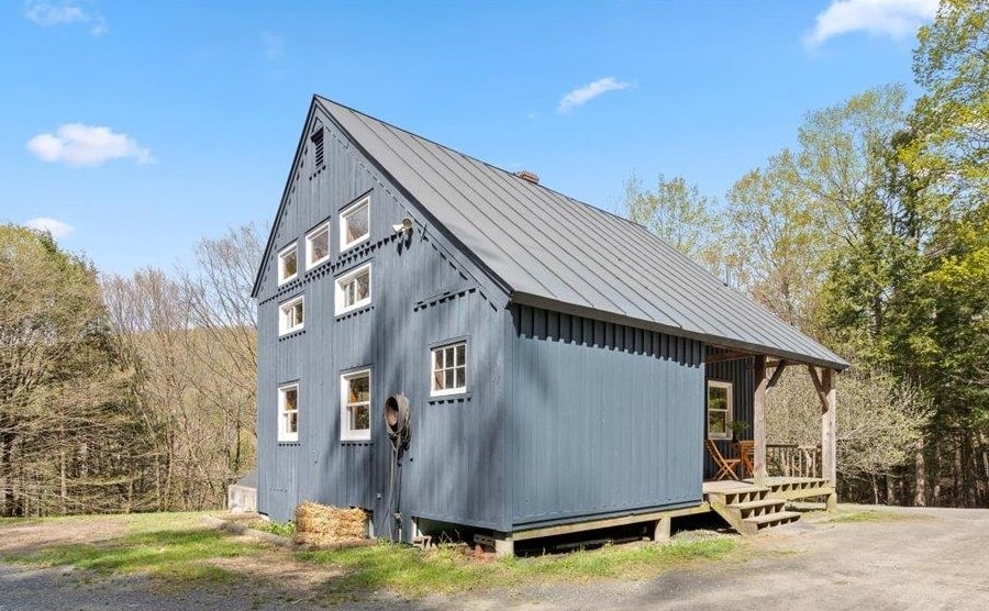 278 Spring Road Tunbridge, VT 05077 - Photo 4 of 52