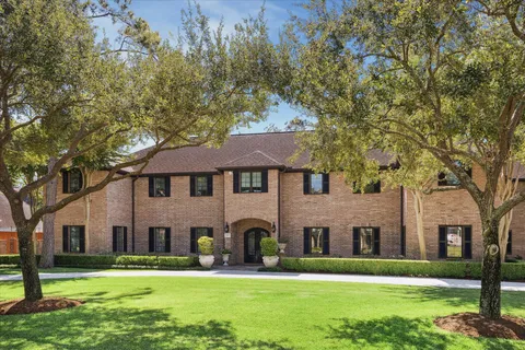 $3,598,000 | 11407 Holidan Way, Hedwig Village, TX 77024