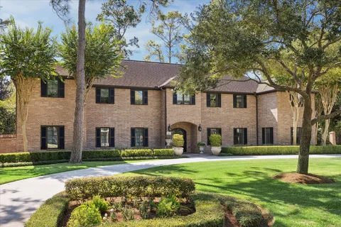 $3,598,000 | 11407 Holidan Way, Hedwig Village, TX 77024