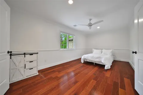 $3,598,000 | 11407 Holidan Way, Hedwig Village, TX 77024