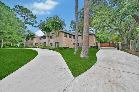 $3,598,000 | 11407 Holidan Way, Hedwig Village, TX 77024