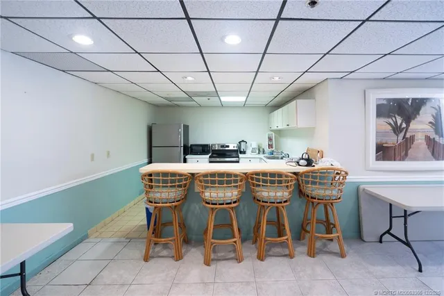 $6,500 | 221 Northeast Plantation Road, Unit 407, Stuart, FL 34996