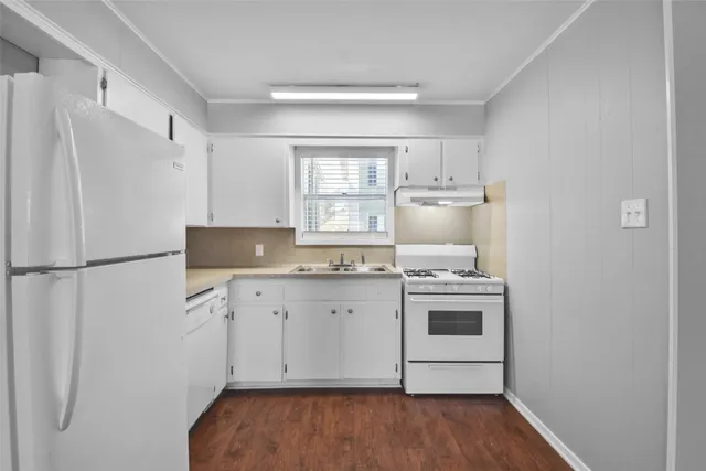 $875 | 1511 Broadmoor Drive, Unit B, Bryan, TX 77802