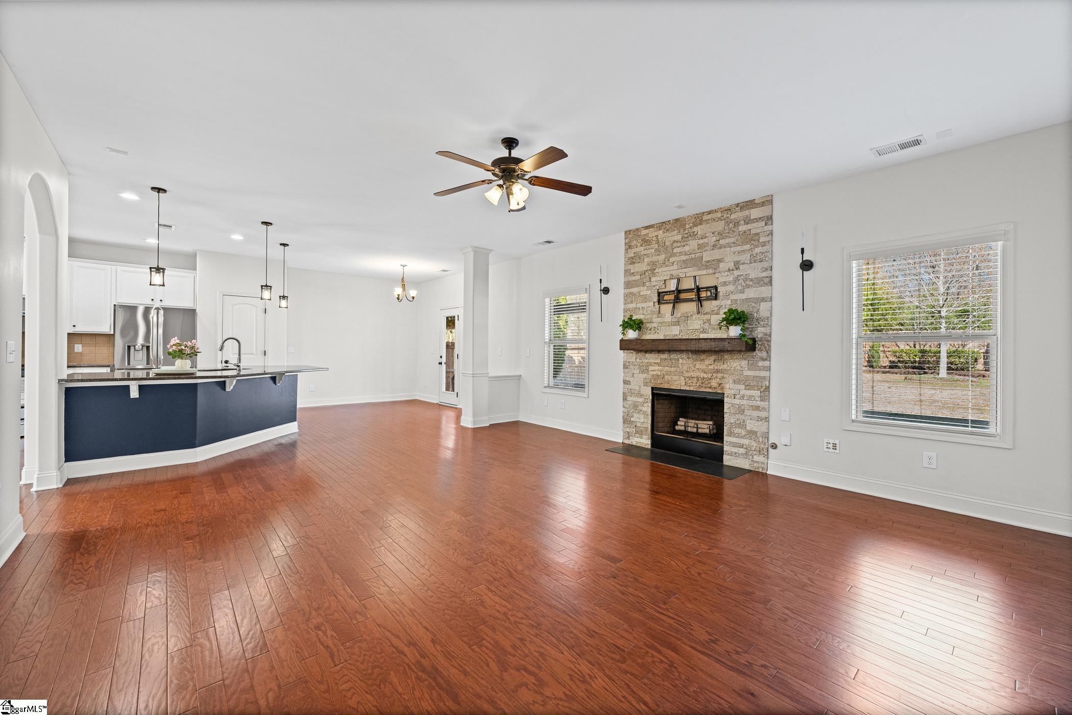 263 Meadow Blossom Way Simpsonville, SC 29681 - Photo 14 of 38