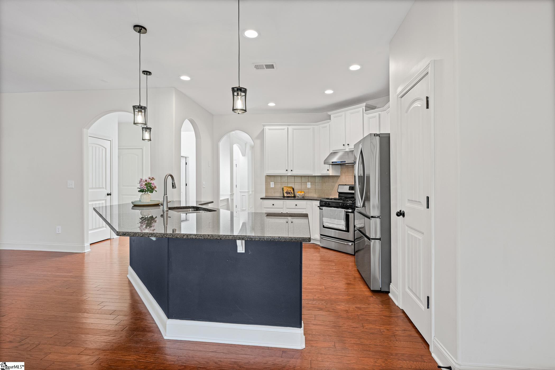 263 Meadow Blossom Way Simpsonville, SC 29681 - Photo 8 of 38