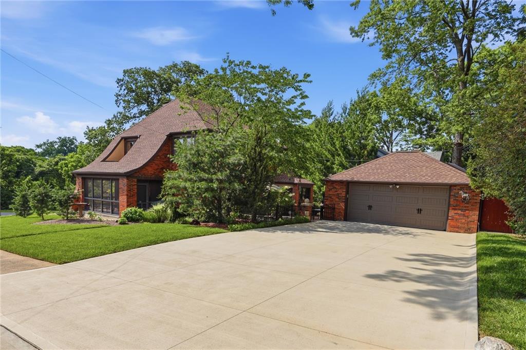 1141 Valentine Road Kansas City, MO 64111 - Photo 5 of 53