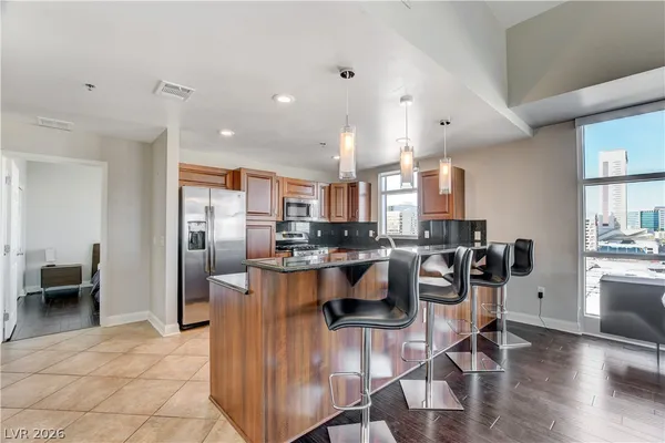 $3,500 | 150 South Las Vegas Boulevard, Unit 1205, Las Vegas, NV 89101