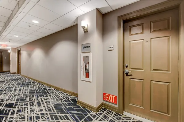 $3,500 | 150 South Las Vegas Boulevard, Unit 1205, Las Vegas, NV 89101
