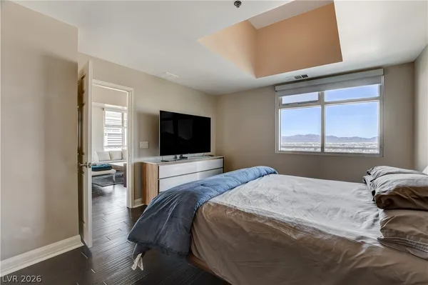 $3,500 | 150 South Las Vegas Boulevard, Unit 1205, Las Vegas, NV 89101