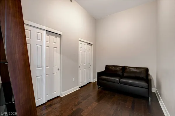 $3,500 | 150 South Las Vegas Boulevard, Unit 1205, Las Vegas, NV 89101