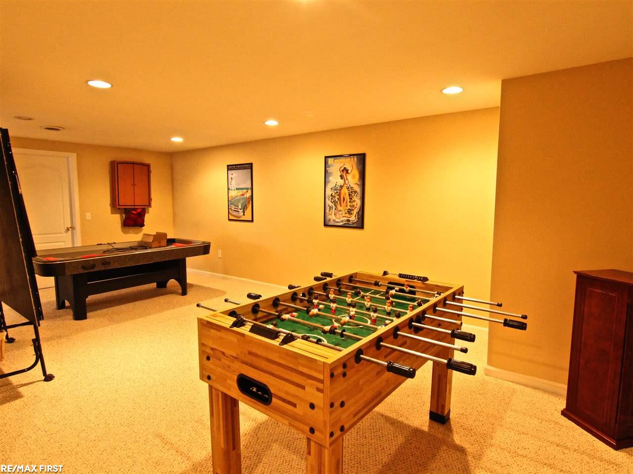 430 Wedington Court Rochester, MI 48307 - Photo 40 of 42
