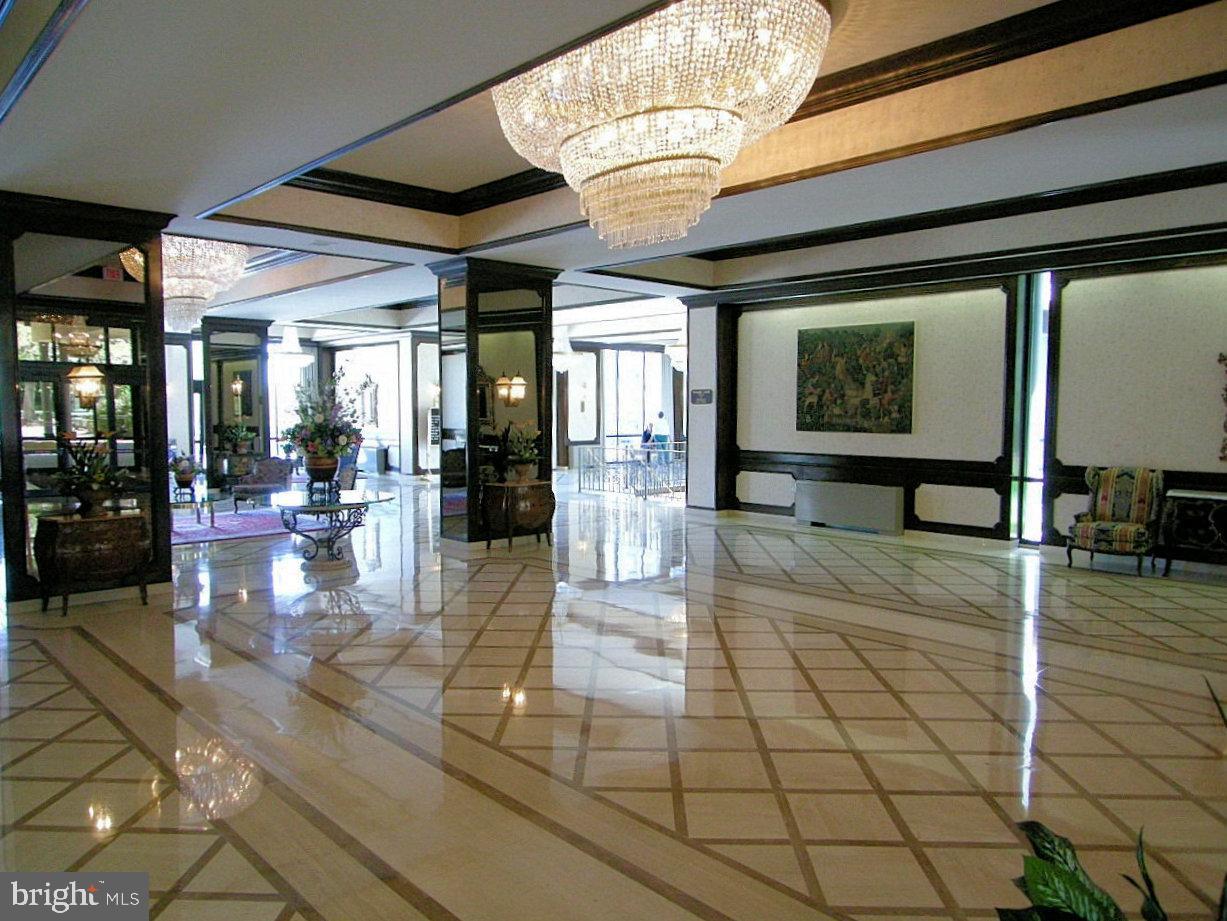 5225 Pooks Hill Road, Unit B24N Bethesda, MD 20814 - Photo 4 of 24 Lobby