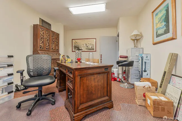 a picture of city view