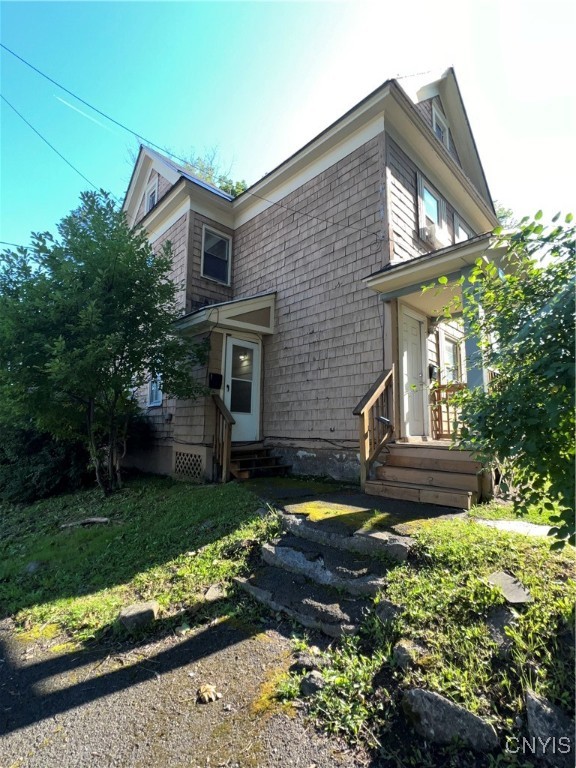 109 Salt Springs Road Syracuse, NY 13224 - Photo 3 of 8