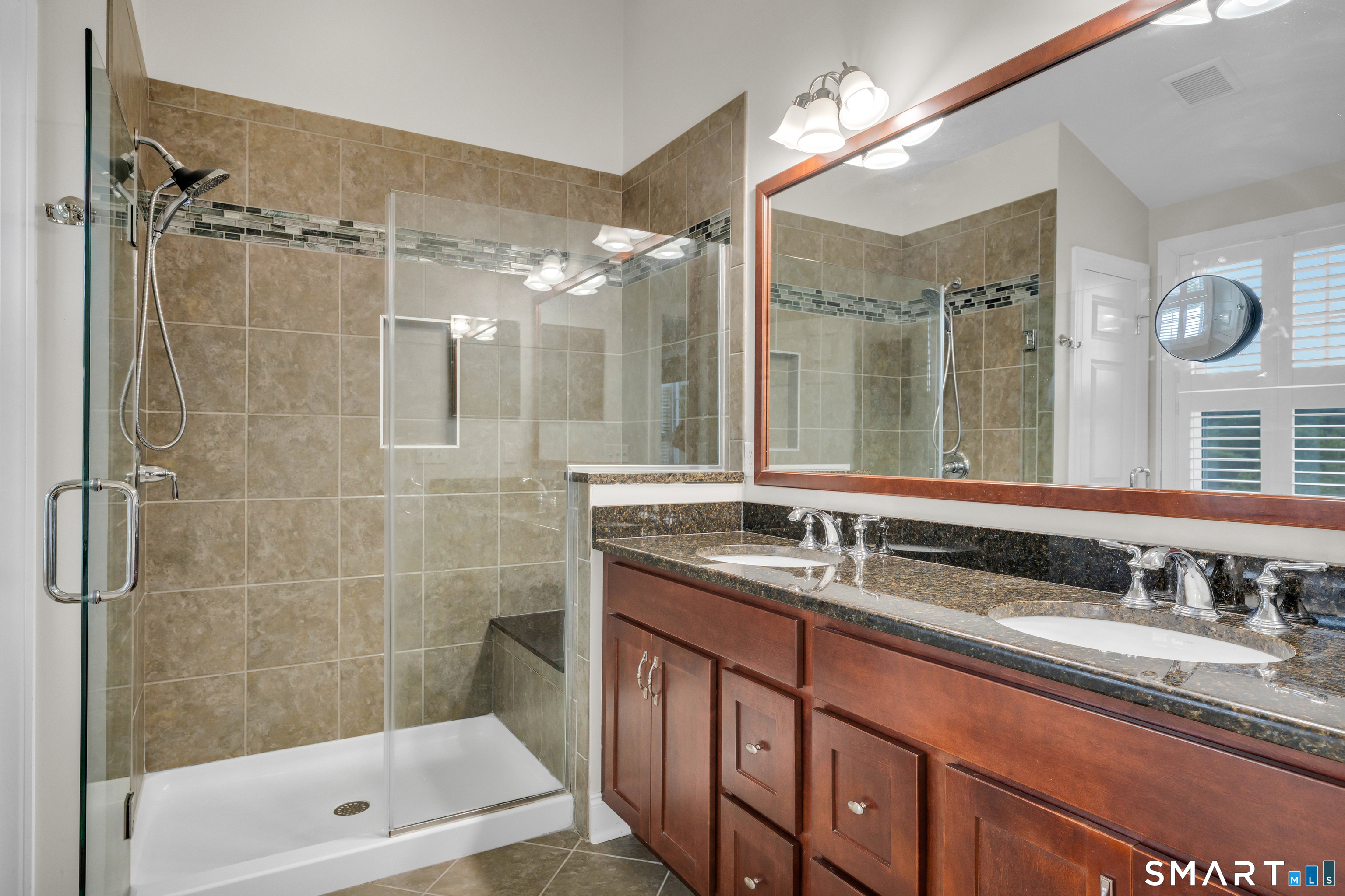 560 River Road, Unit 16 Shelton, CT 06484 - Photo 22 of 40