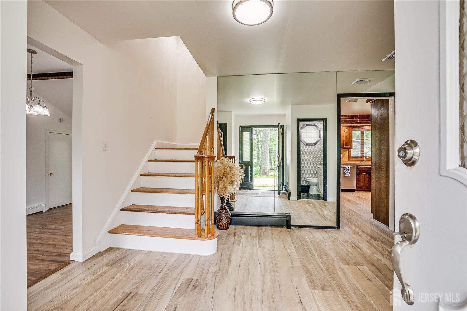 40 Montclair Avenue Edison, NJ 08820 - Photo 11 of 57