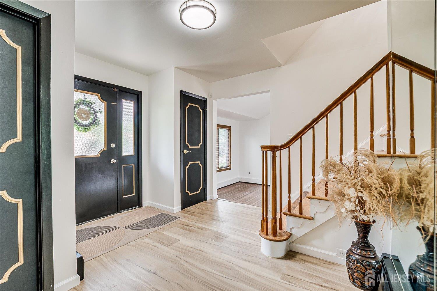 40 Montclair Avenue Edison, NJ 08820 - Photo 15 of 57