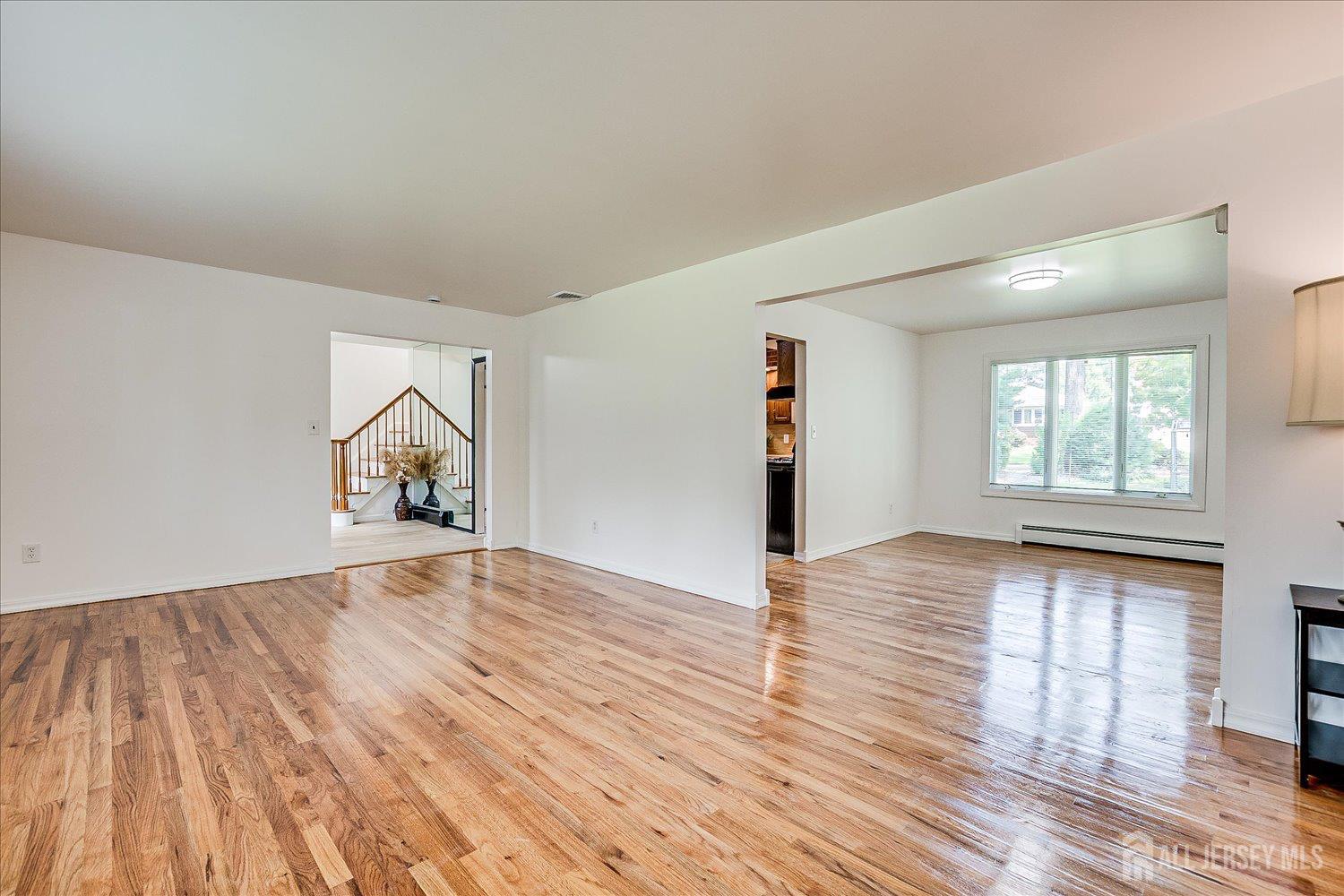 40 Montclair Avenue Edison, NJ 08820 - Photo 18 of 57