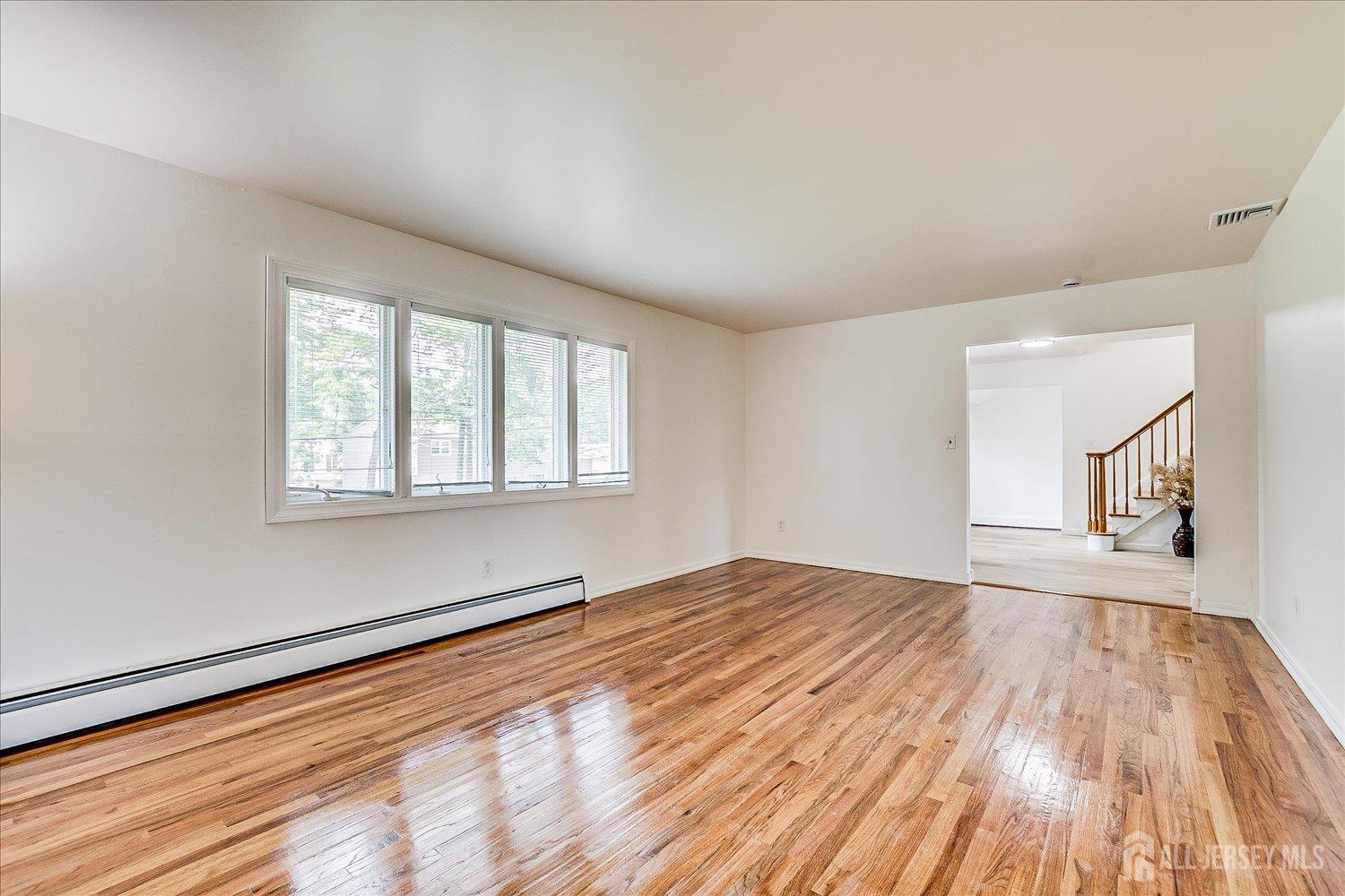 40 Montclair Avenue Edison, NJ 08820 - Photo 20 of 57