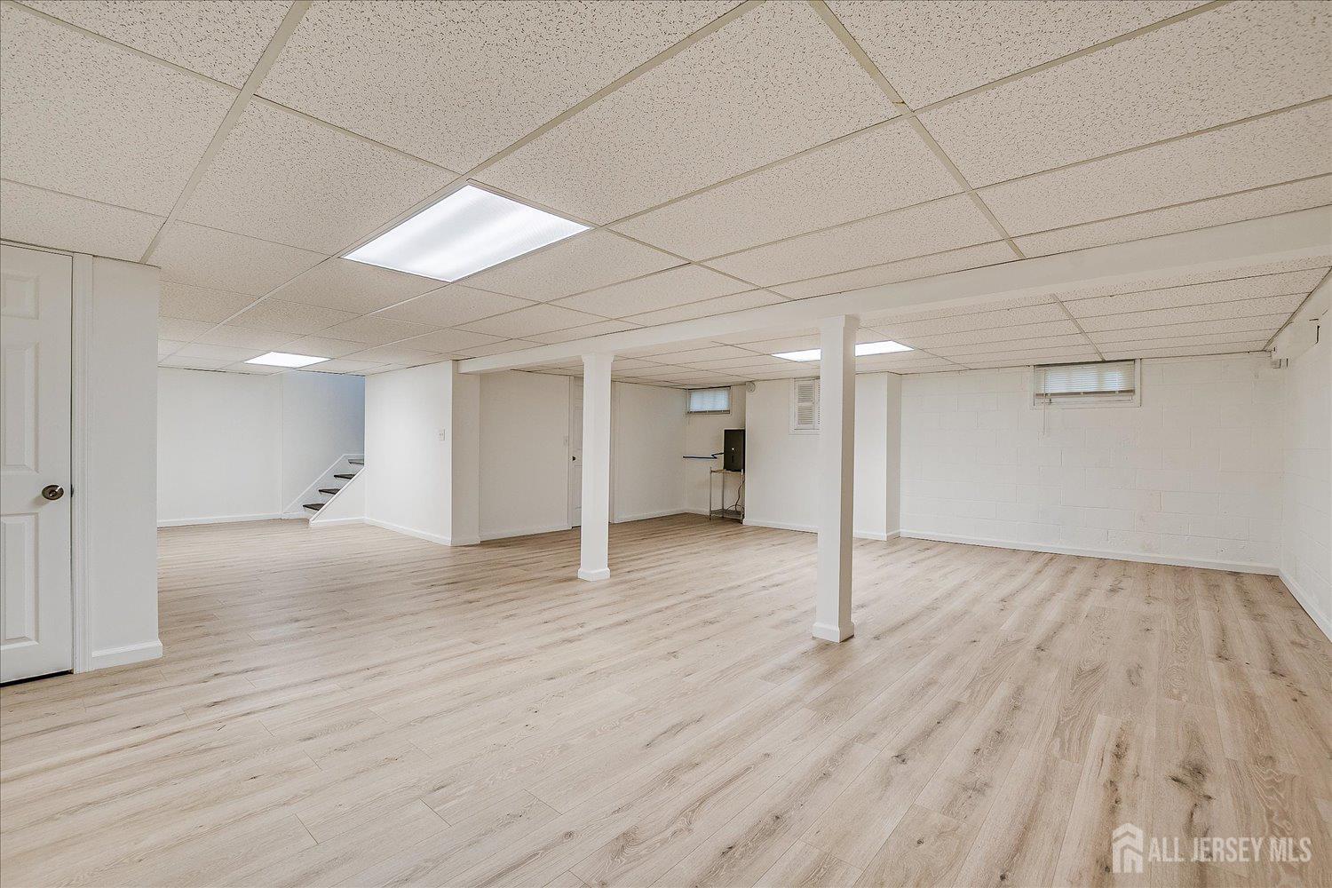 40 Montclair Avenue Edison, NJ 08820 - Photo 47 of 57