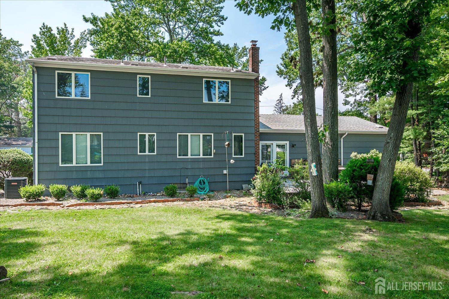 40 Montclair Avenue Edison, NJ 08820 - Photo 51 of 57