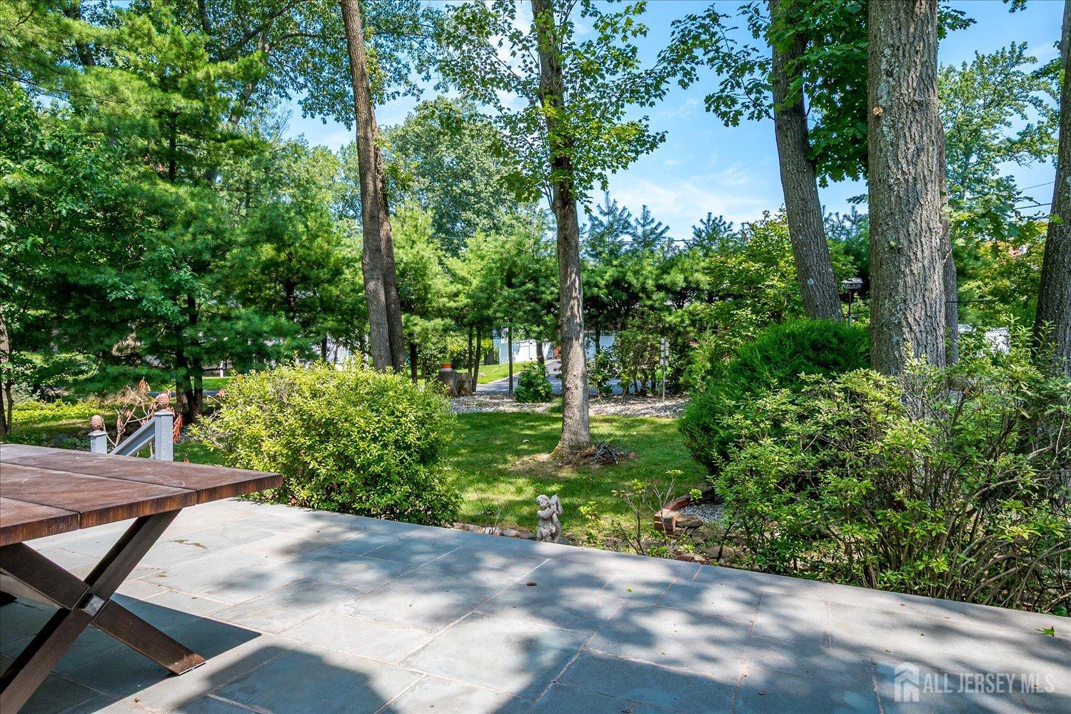 40 Montclair Avenue Edison, NJ 08820 - Photo 52 of 57