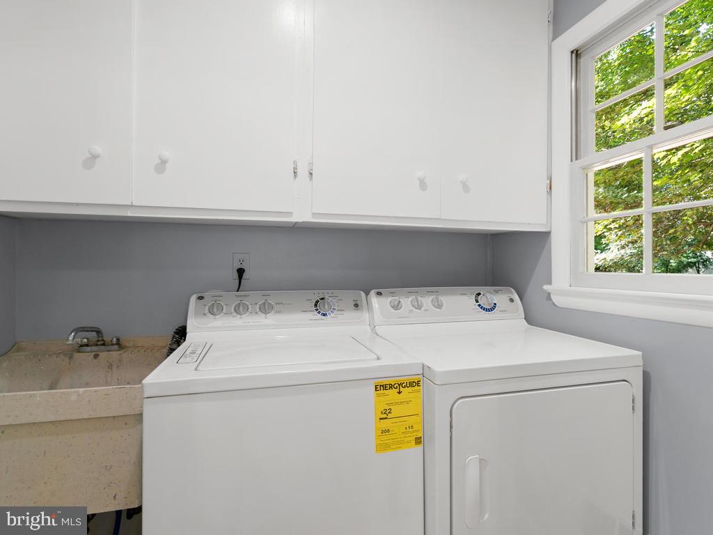17104 Carwell Road Silver Spring, MD 20905 - Photo 14 of 47 Laundry Room