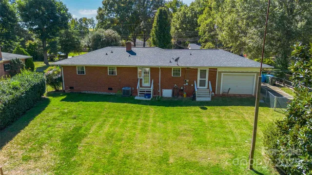 a view of a house with garden