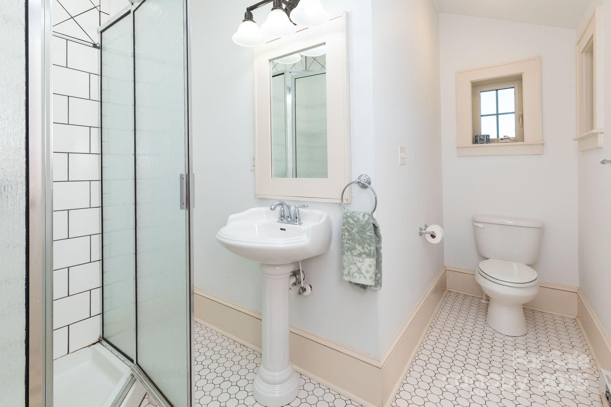 302 Iron Ridge Loop Asheville, NC 28806 - Photo 22 of 36