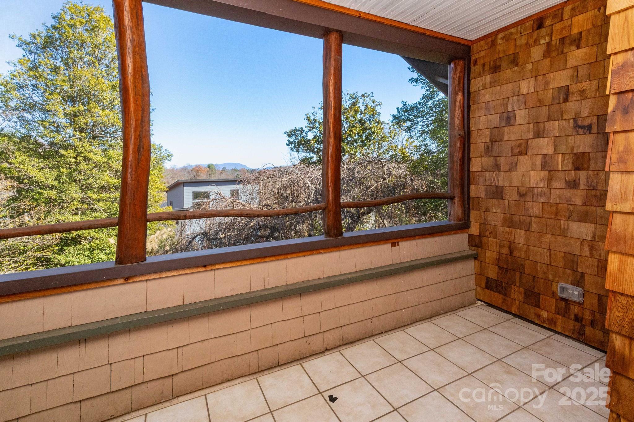 302 Iron Ridge Loop Asheville, NC 28806 - Photo 27 of 36