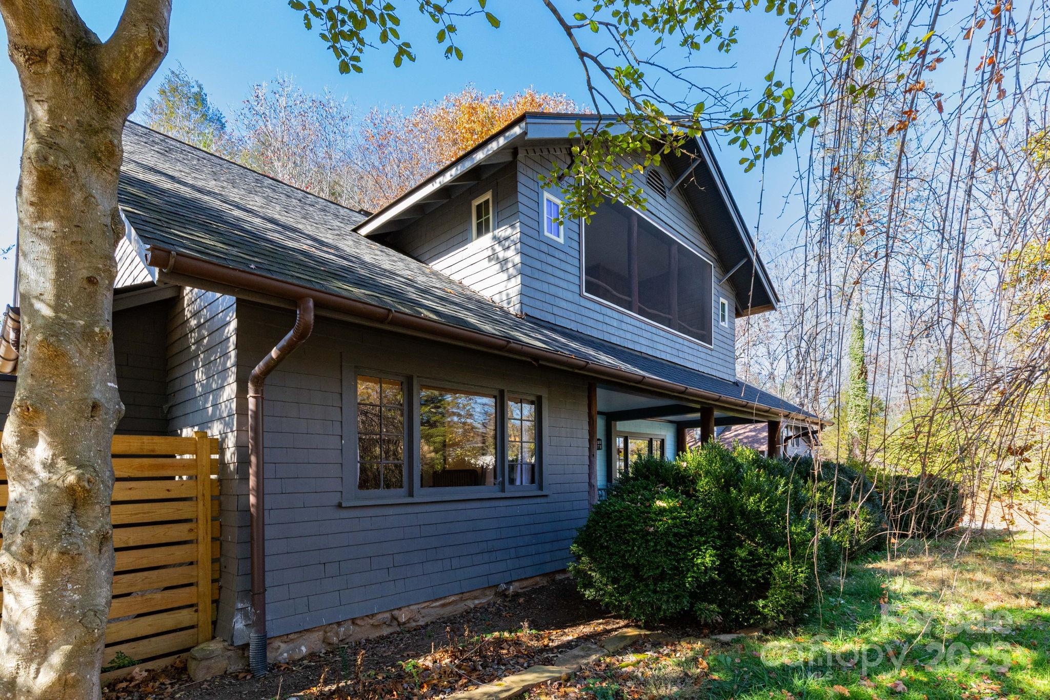 302 Iron Ridge Loop Asheville, NC 28806 - Photo 3 of 36