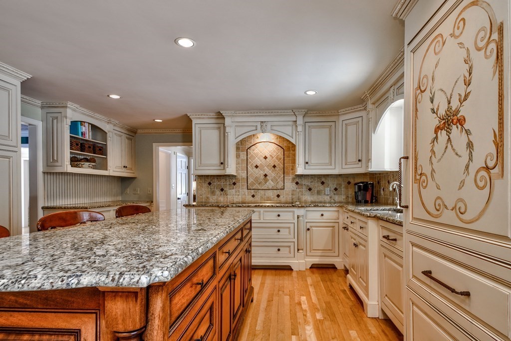 16 Edgehill Road Hopkinton, MA 01748 - Photo 3 of 40 Gallery Image 3