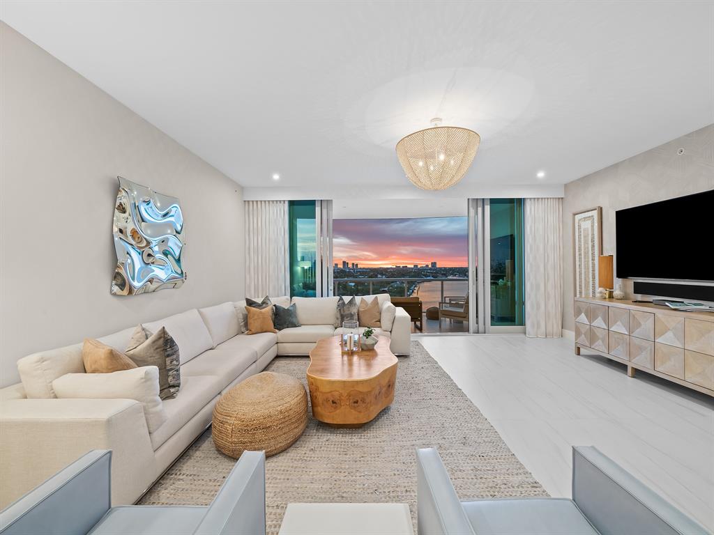 321 North Birch Road, Unit 1002 Fort Lauderdale, FL 33304 - Photo 16 of 48