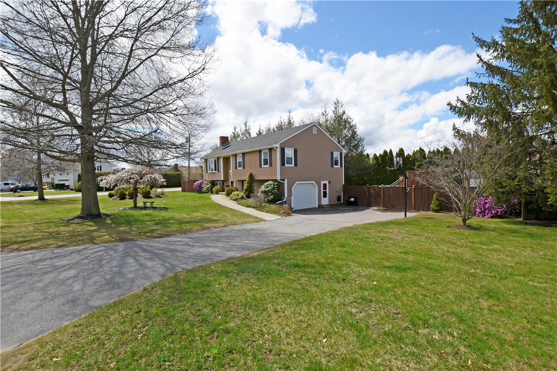 28 Blacksmith Road Seekonk, MA 02771 - Photo 32 of 33 Gallery Image 32