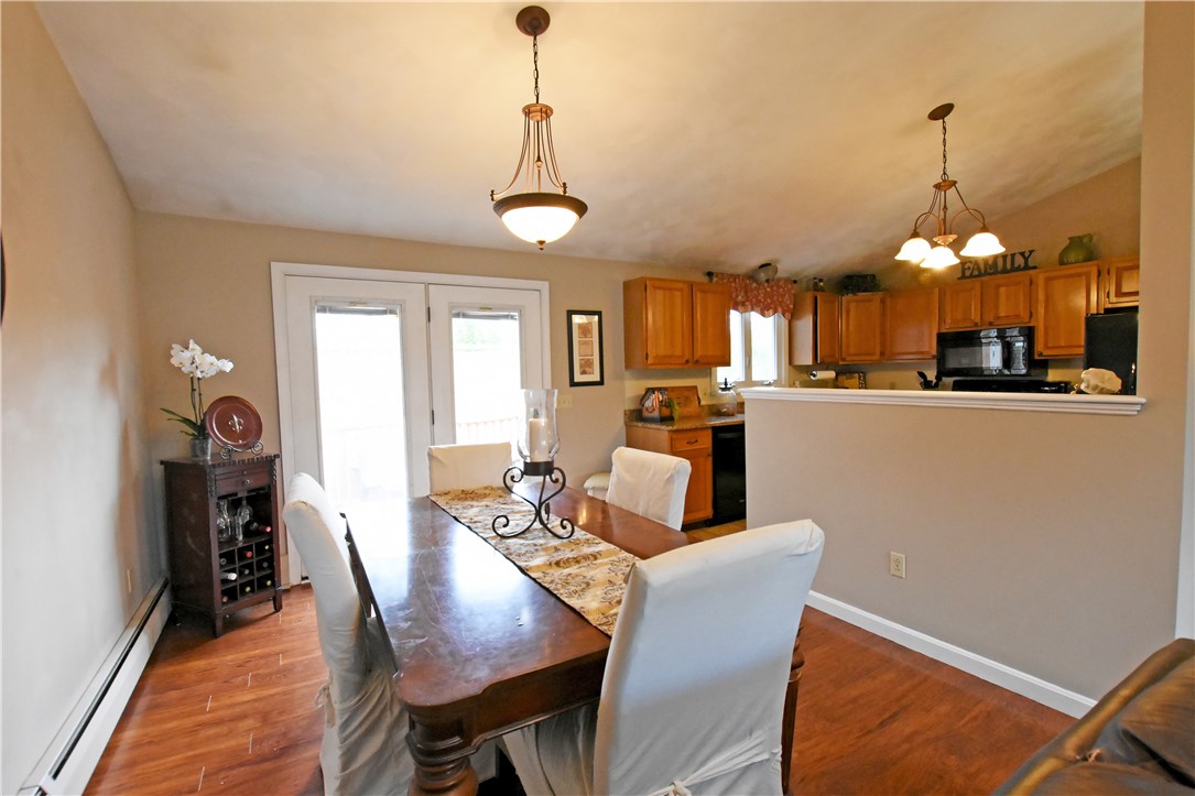28 Blacksmith Road Seekonk, MA 02771 - Photo 8 of 33 Gallery Image 8