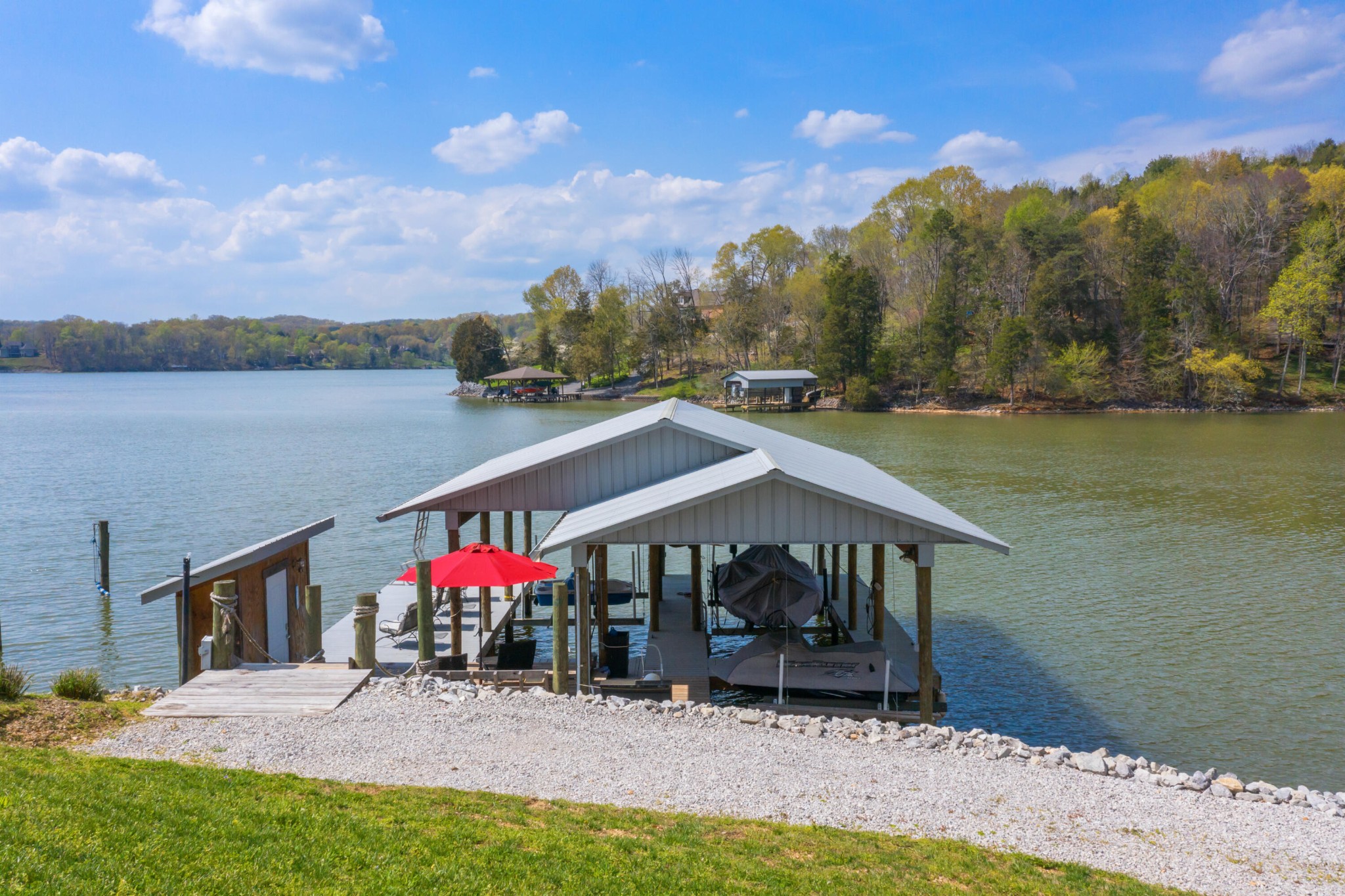 305 Island Road Kingston, TN 37763 - Photo 4 of 36 Gallery Image 4