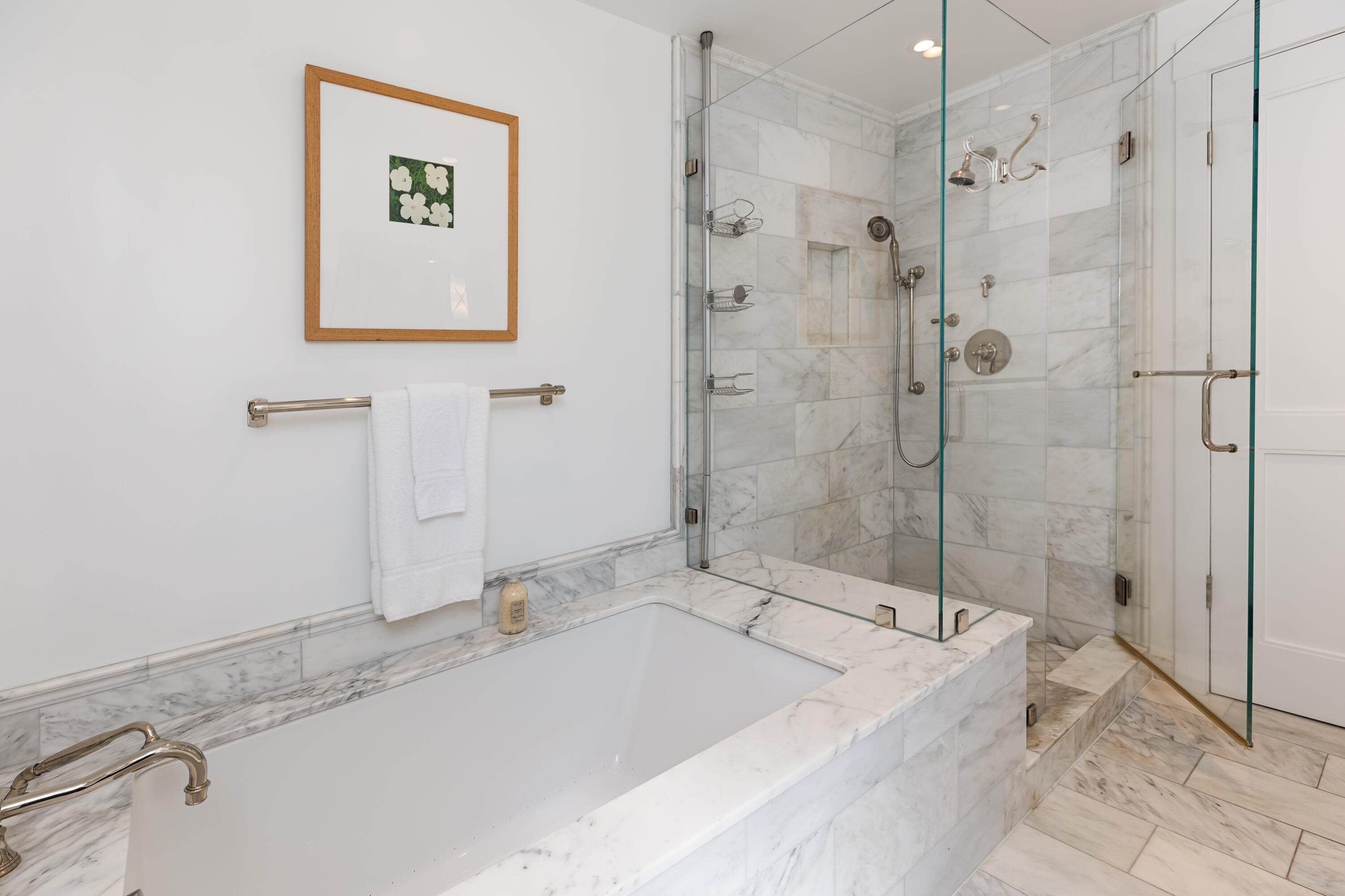 1300 Plaza Pacifica Montecito Ca Montecito, CA 93108 - Photo 23 of 35 Primary Ensuite Bath