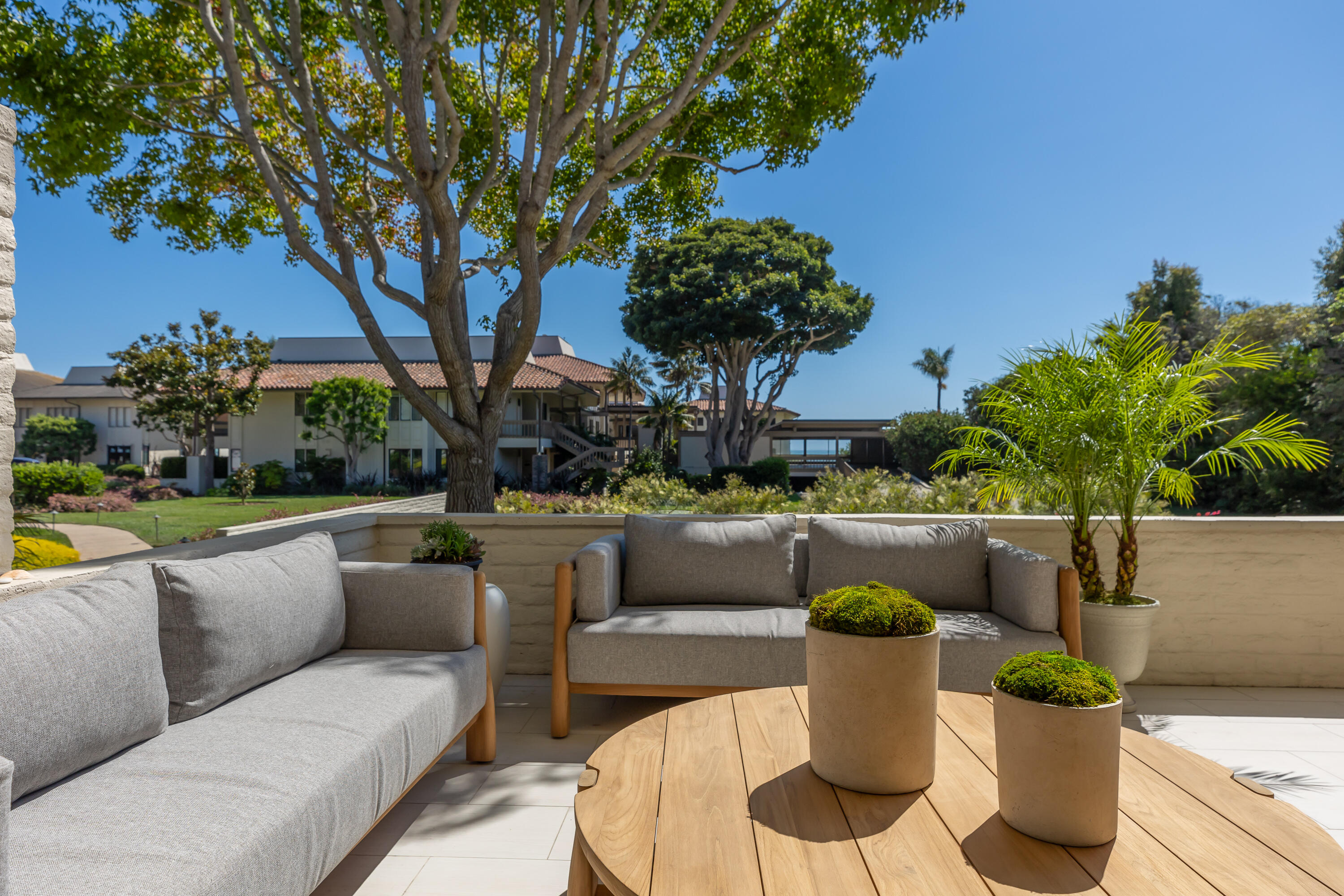 1300 Plaza Pacifica Montecito Ca Montecito, CA 93108 - Photo 3 of 35 Terrace off Living